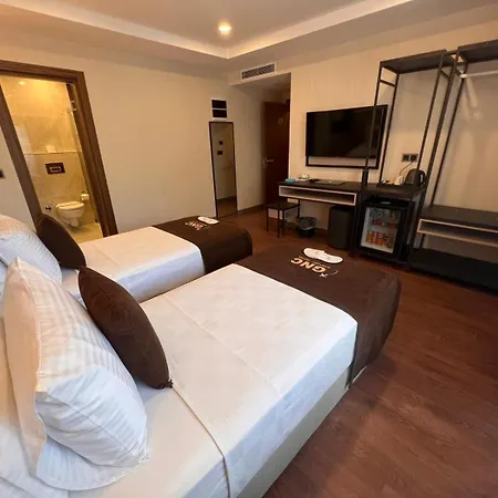 Hotel Gnc Airport 4*