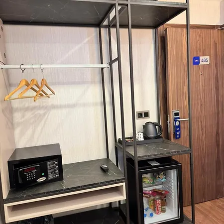 Hotel Gnc Airport