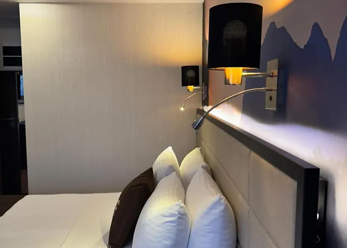 Hotel Gnc Airport 4*