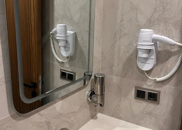 Gnc Airport Arnavutkoy